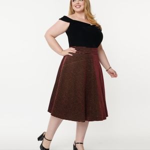 Maroon swing skirt